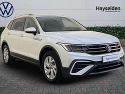 White Used 2024 VW Tiguan Allspace Life SUV | £26,785 (Fair price)