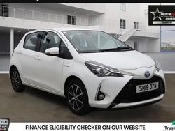 Used 2019 Toyota Yaris Hybrid | £12,740 (Fair price)