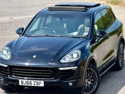 Black Used 2016 Porsche Cayenne Platinum Edition SUV | £21,990 (Fair price)