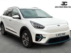 White Used 2020 Kia e-Niro SUV | £15,000 (Fair price)