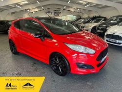 Red Used 2016 Ford Fiesta Zetec Hatchback | £4,600 (Fair price)