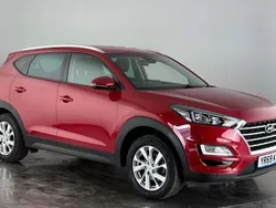Red Used 2020 Hyundai Tucson SE SUV | £14,450 (Super price)