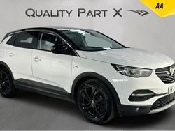 White Used 2021 Vauxhall Grandland X SRi SUV | £12,400 (Good price)