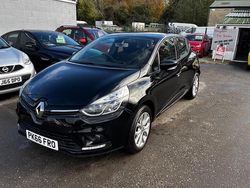 Black Used 2016 Renault Clio IV Dynamique Hatchback | £6,999 (A bit pricey)