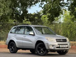 Silver Used 2005 Toyota RAV4 SUV | £5,999 (Expensive)