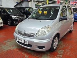 Silver Used 2004 Toyota Yaris Verso T3 MPV | £2,500