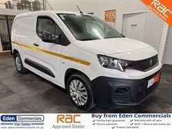 White Used 2020 Peugeot Partner MPV | £13,199 (Expensive)