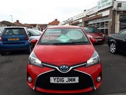 Used 2016 Toyota Yaris Hybrid | £10,195 (Expensive)