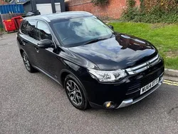 White Used 2014 Mitsubishi Outlander SUV | £6,995 (Fair price)