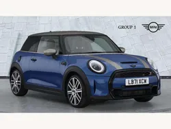 Blue Used 2021 Mini Cooper S Exclusive Hatchback | £20,995 (Fair price)