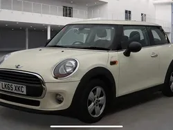 White Used 2015 Mini ONE Hatch Hatchback | £5,895 (Fair price)