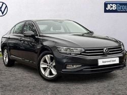 Grey Used 2021 VW Passat SE Sedan | £13,890 (Fair price)