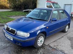 Blue Used 1999 Skoda Felicia Hatchback | £975