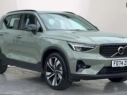 Green Used 2025 Volvo XC40 Plus SUV | £34,442 (Fair price)