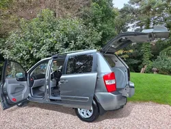 Silver Used 2011 Kia Sedona 2 MPV | £5,995 (Fair price)