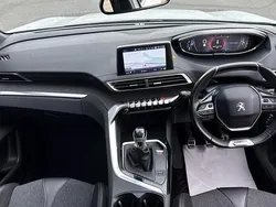 White Used 2018 Peugeot 3008 GT-line SUV | £10,924 (Fair price)