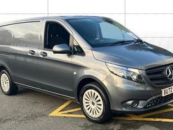 Used 2022 Mercedes Vito Progressive MPV | £23,995 (Fair price)