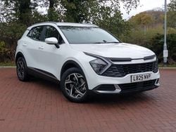 White Used 2025 Kia Sportage SUV | £23,998 (Super price)