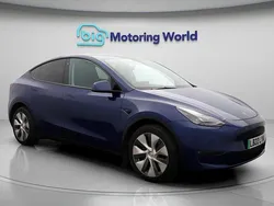Blue Used 2022 Tesla Model Y Long Range SUV | £23,200 (Good price)
