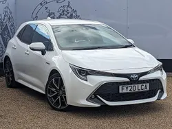 White Used 2020 Toyota Corolla Hatchback | £16,995 (Fair price)