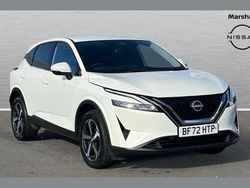 White Used 2022 Nissan Qashqai N-Connecta SUV | £19,065 (Fair price)