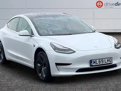 Used 2021 Tesla Model 3 Standard Range Sedan | £15,301 (Good price)