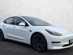 White Used 2021 Tesla Model 3 Long Range AWD Sedan | £18,999 (Fair price)
