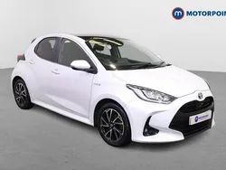 White Used 2020 Toyota Yaris Hybrid Design Hatchback | £13,499 (Good price)