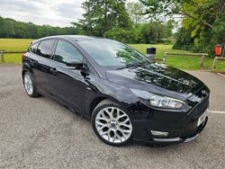 Black Used 2018 Ford Focus ST-Line Hatchback | £10,999 (Fair price)