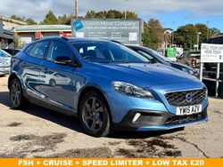 Blue Used 2015 Volvo V40 CC Estate | £7,495 (Fair price)