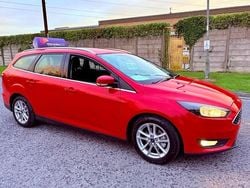 Red Used 2015 Ford Focus Zetec Estate | £2,799 (A bit pricey)