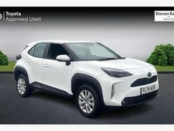 Used 2025 Toyota Yaris Hybrid Estate | £21,896 (Good price)