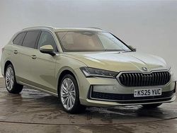 Ice tea yellow metallic Used 2025 Skoda Superb LAURIN & KLEMENT Estate | £37,990