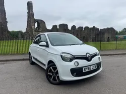White Used 2016 Renault Twingo Dynamique Hatchback | £3,999 (Fair price)