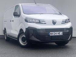 White Used 2024 Peugeot Expert S Van | £17,950 (Fair price)