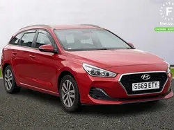 Red Used 2019 Hyundai i30 SE Estate | £9,799 (Fair price)