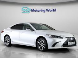 White Used 2020 Lexus ES300H Sedan | £21,700 (Good price)