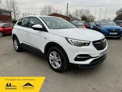 White Used 2018 Vauxhall Grandland X S SUV | £6,995 (Good price)