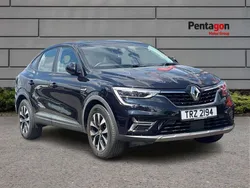 Black Used 2022 Renault Arkana Iconic SUV | £15,400 (Super price)