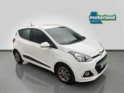 White Used 2014 Hyundai i10 Premium Hatchback | £8,499 (A bit pricey)