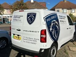 White New 2025 Peugeot e-Expert Van | £22,995