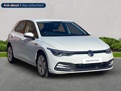 White Used 2020 VW Golf VII Style Hatchback | £16,110 (Fair price)