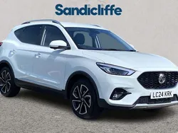 Solid arctic white Used 2022 MG ZS Exclusive Sedan | £16,312 (Fair price)