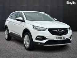White Used 2018 Vauxhall Grandland X Sport SUV | £9,535 (Fair price)
