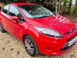 Red Used 2011 Ford Fiesta Hatchback | £1,450 (Super price)