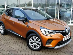 Desert orange Used 2021 Renault Captur Iconic SUV | £12,595 (Fair price)