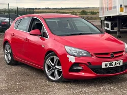 Red Used 2015 Vauxhall Astra Edition Hatchback | £2,985 (Super price)