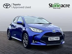 Blue Used 2022 Toyota Yaris Hybrid Design Hatchback | £16,500 (Fair price)