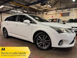 White Used 2012 Toyota Avensis Estate | £4,689 (Fair price)