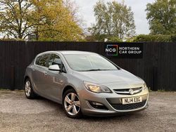 Silver Used 2014 Vauxhall Astra SRi Hatchback | £3,745 (Fair price)